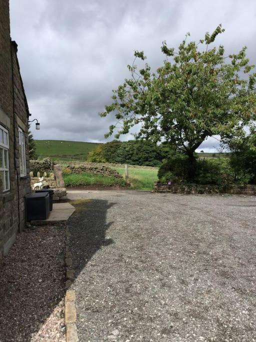 Cosy Rural Cottage Peak District, Pets Welcome Hollinsclough Экстерьер фото